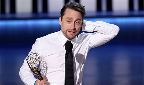 Kieran Culkin slammed dad and praised ill mother backstage after Emmys ...