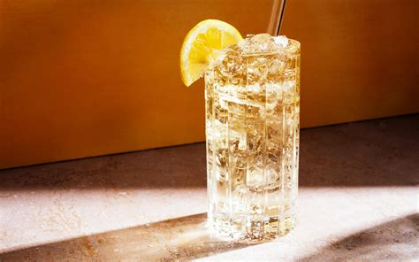 TM Happy Hour: A Bourbon Twist to the Tom Collins – Texas Monthly