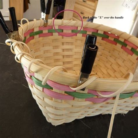 103 best images about Basket Weaving Tutorials on Pinterest | Ribs, Nancy dell'olio and Basket ...