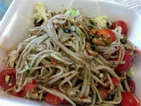 Spicy papaya salad. | Asian dishes, Asian recipes, Laos food