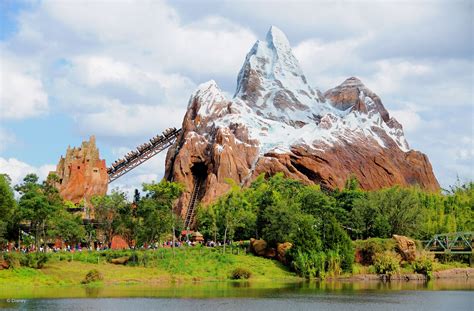 Walt Disney World - Animal Kingdom - Expedition Everest from afar ...