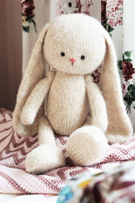 Bunny knitting pattern (15 inches tall) - Toy Knitting Pattern / Polushkabunny