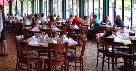 Best EPCOT Restaurants for Breakfast, Lunch & Dinner