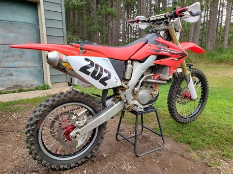 Honda CRF250X Review: Specs You MUST Know Before Buying - Motocross Hideout