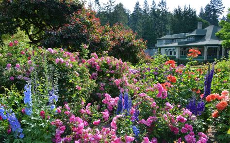 Butchart Gardens Tours from Vancouver: The 3 Best Day Trips in 2024 ...