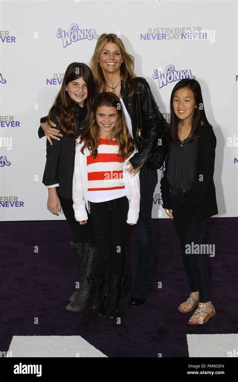 Lori loughlin family los angeles hi-res stock photography and images - Alamy