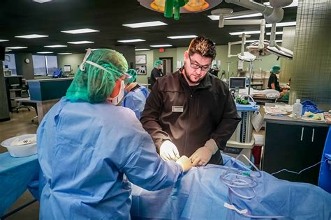 What is it like to work as a Certified Surgical Technician? - Community Care College