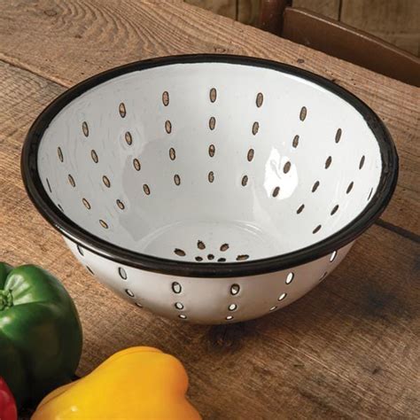 Enamel Colander – Countryside Home Decor