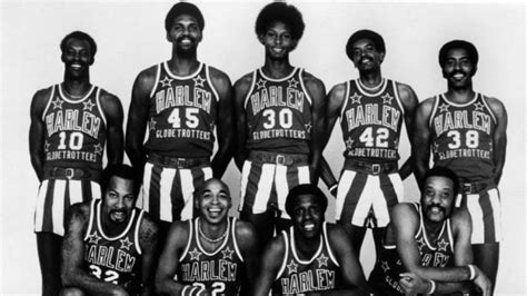 Harlem Globetrotters – Hinckley Illinois Historical Society