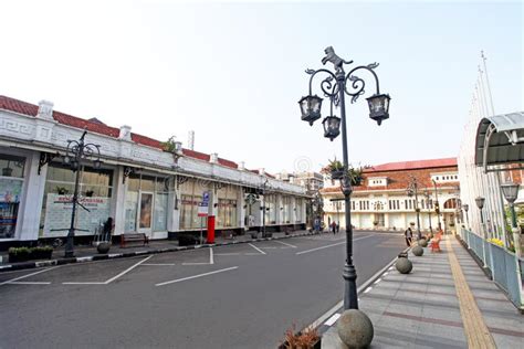 Jalan Braga Street Sign in Bandung, Indonesia Editorial Photo - Image of architecture, asia ...