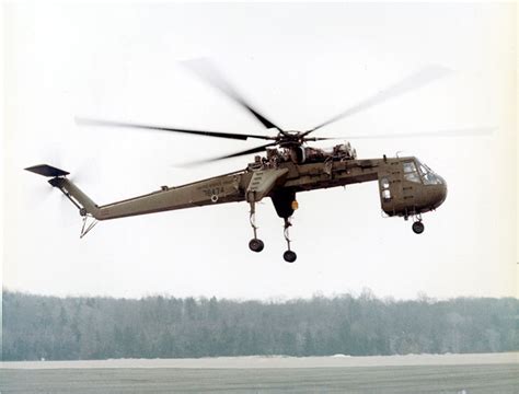 Sikorsky CH-54 Tarhe / Erickson S-64 Skycrane Heavy-Lift Cargo ...