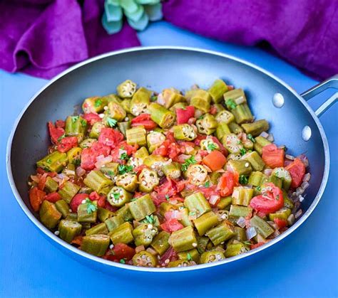 Easy Okra and Tomatoes (Fresh or Frozen) is the best Southern recipe ...