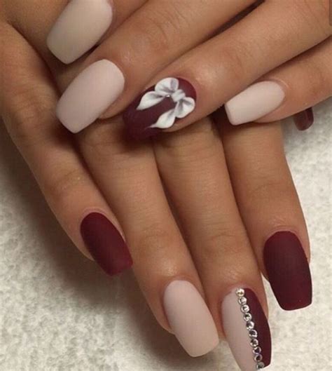 10 Super Hot Maroon Color Nail Polish Ideas – NailDesignCode