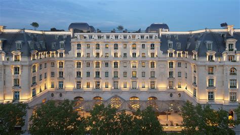 The Peninsula Paris — Hotel Review | Condé Nast Traveler