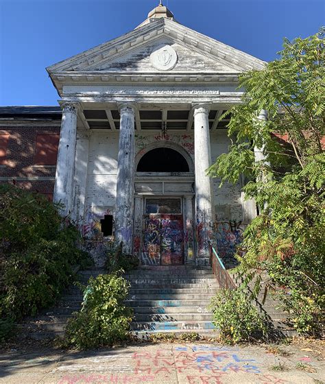 Indulge Your Taste for the Macabre on a Tour of Abandoned Medical Facilities