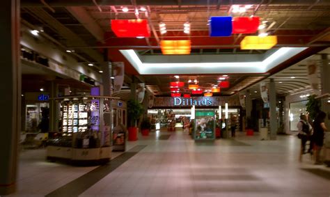 The Louisiana and Texas Retail Blogspot: Oakwood Center Mall