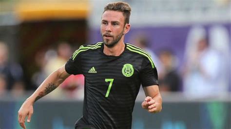 Miguel Layun: Should He Play On The Right Or The Left?