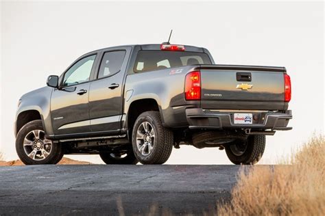 9 Most Fuel-Efficient Trucks for 2016 | Edmunds