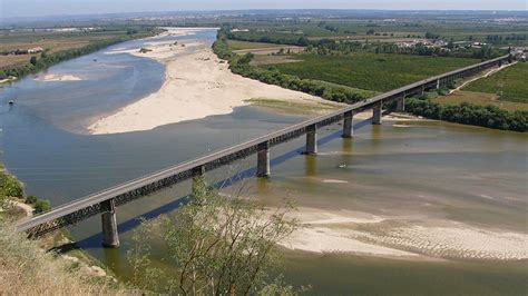 Spain’s Tagus River Could Run Dry - Videos from The Weather Channel