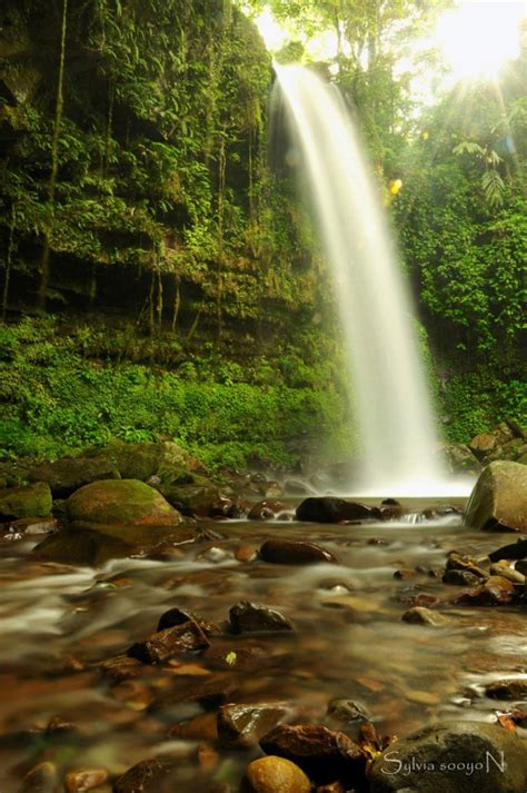 Just Sabah, Around Tambunan: Mahua Waterfall - Tambunan, Sabah