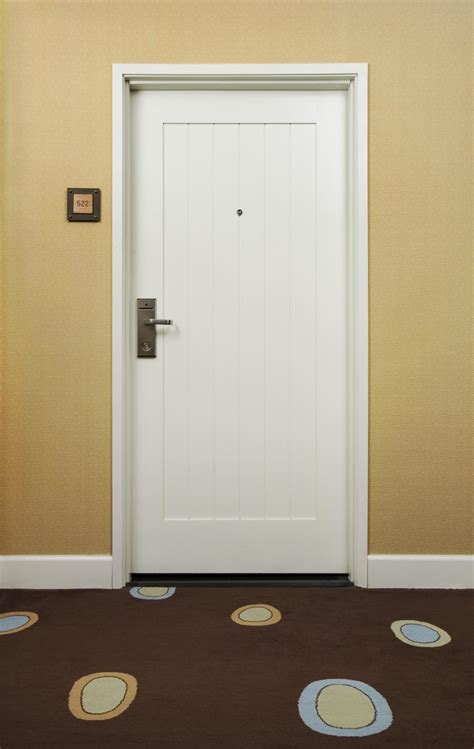 VG1010 Hotel Room Entry Door | TruStile Doors