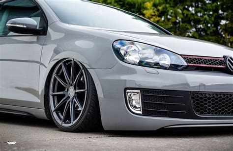 Volkswagen Golf GTI VI Grey Ispiri FFR1 Wheel | Wheel Front