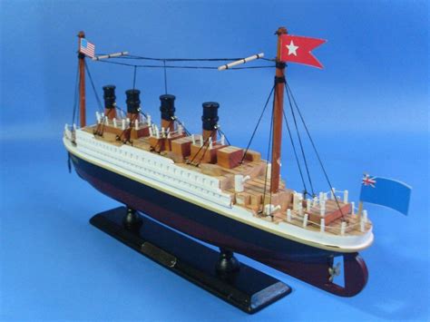 Wholesale Wooden RMS Titanic Model Cruise Ship 14in - Model Ships