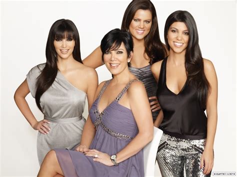 Kardashians - Keeping Up With The Kardashians Photo (17642936) - Fanpop