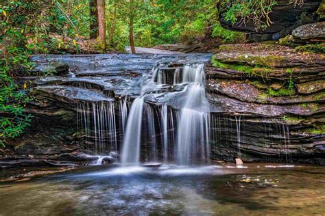 20 BEAUTIFUL Waterfalls in South Carolina to Check Out