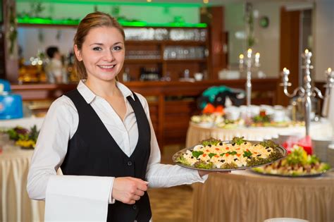 Gastgewerbe: Mindestlöhne steigen per 1. Januar 2019 um 1 bis 1,3% ...