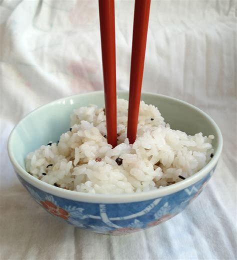 Your guide to better chopstick etiquette (mostly Japanese) | JustHungry