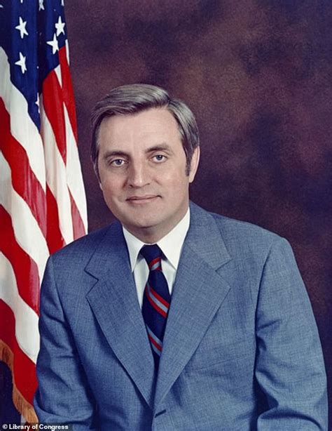 Former Vice President Walter Mondale who lost 1984 presidential election to Ronald Reagan dies ...