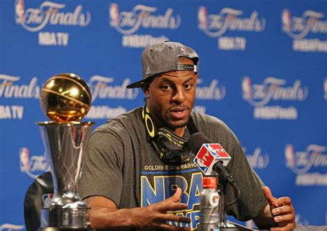 Why did Andre Iguodala win NBA Finals MVP in 2015?