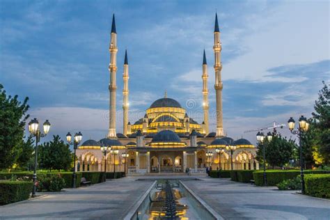 The Akhmad Kadyrov Mosque in Grozny Stock Photo - Image of chechnya ...