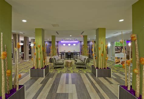 Discount Coupon for Holiday Inn Hotel & Suites Savannah Airport ...