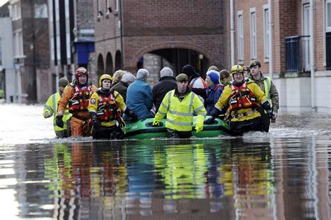 Residents Evacuated Amid Flooding in Northern England - WSJ