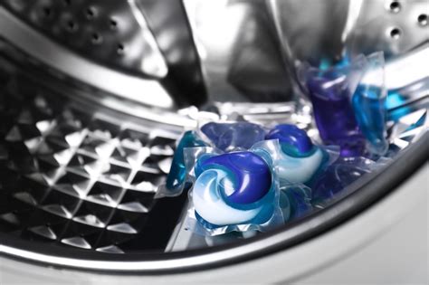 Powder, Pods, Liquid, or Sheets – What's the Best Type of Laundry Detergent?