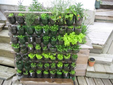 20+ Vertical Vegetable Garden Ideas - Total Survival