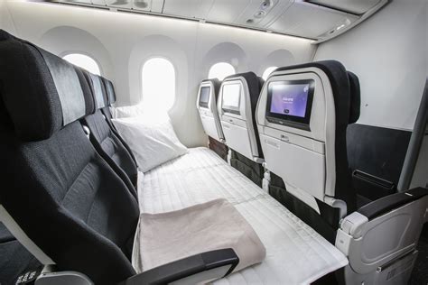 Look Inside the Awesome New Air New Zealand B787-9 Cabin