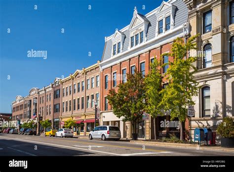 A street scene in downtown Wooster, Ohio, USA Stock Photo - Alamy