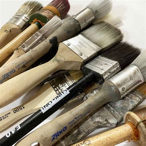 The Best Paint Brushes for Painting Furniture