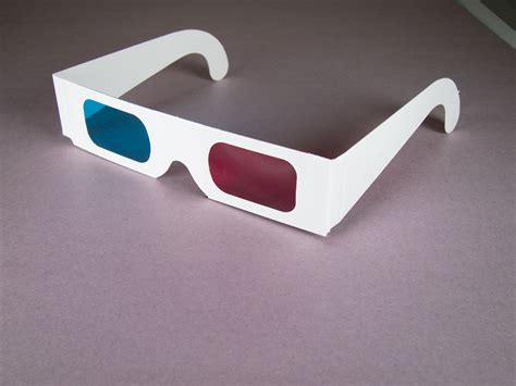 3D Glasses are Now Available Through This Site | White Knight Press