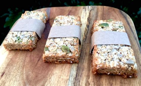 Muesli Bar Recipe | The Healthy Mummy