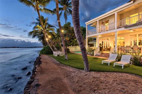 Lahaina villa with 6 bedrooms | FlipKey | Multifamily vacation, Maui ...