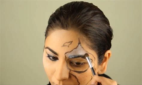 Awesome Terminator Genisys-inspired Makeup Tutorial for Halloween | Upstyle