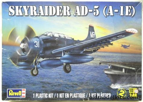 Revell 1/48 Skyraider AD-5 (A1-E) - US Navy AD-5 VMA-133 Alameda CA ...