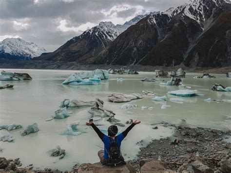 Discover the Tasman Lake Track & Glacier Viewing at Mount Cook