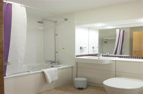 Premier Inn Southampton Airport, Eastleigh - Booking Deals, Photos & Reviews