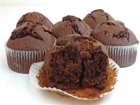 Chocolate Muffin Nutrition Facts - Eat This Much