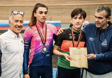 Afghani female cycling champ to join Israeli team - Jewish News